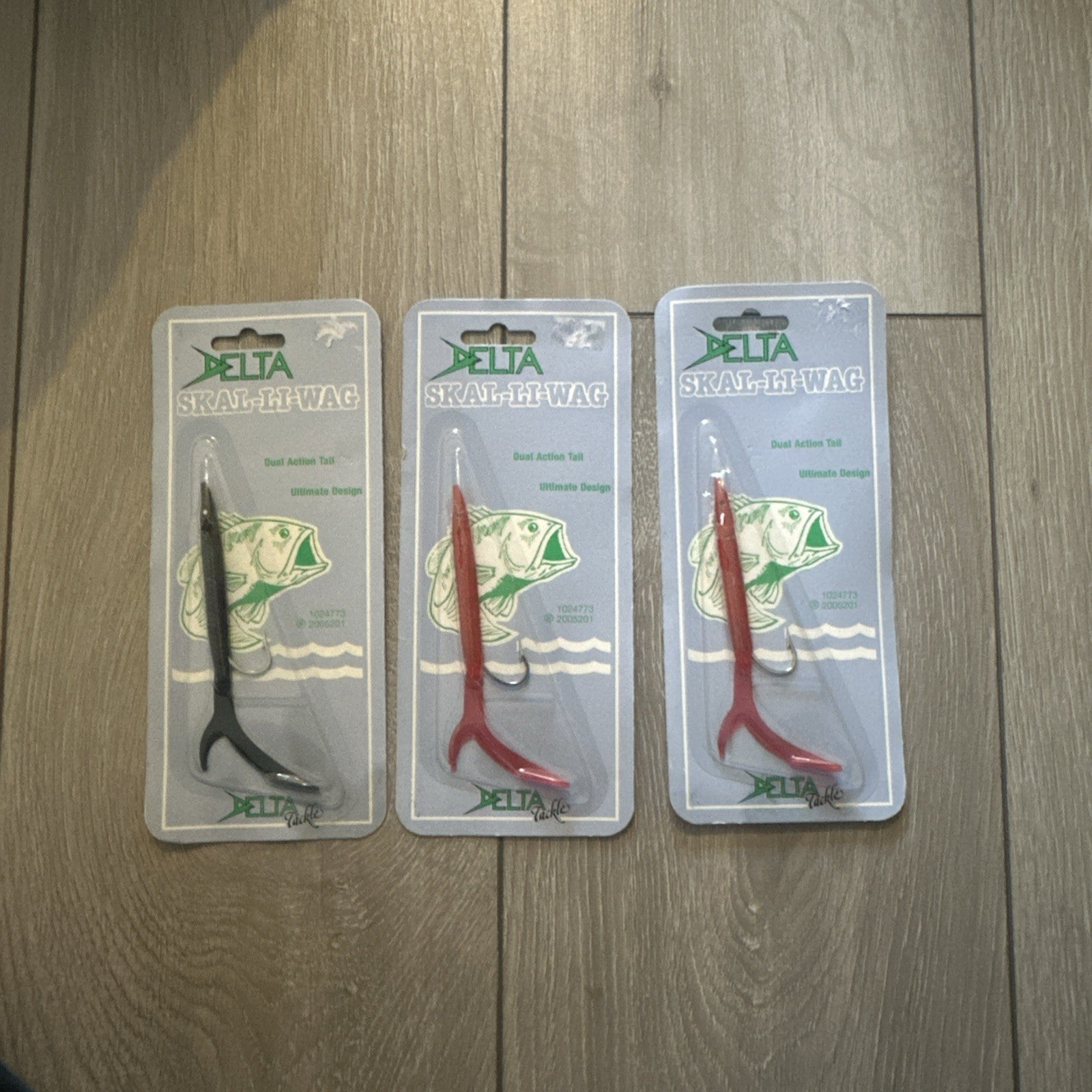 Delta Lures  Red X 2 + 1 X Black
