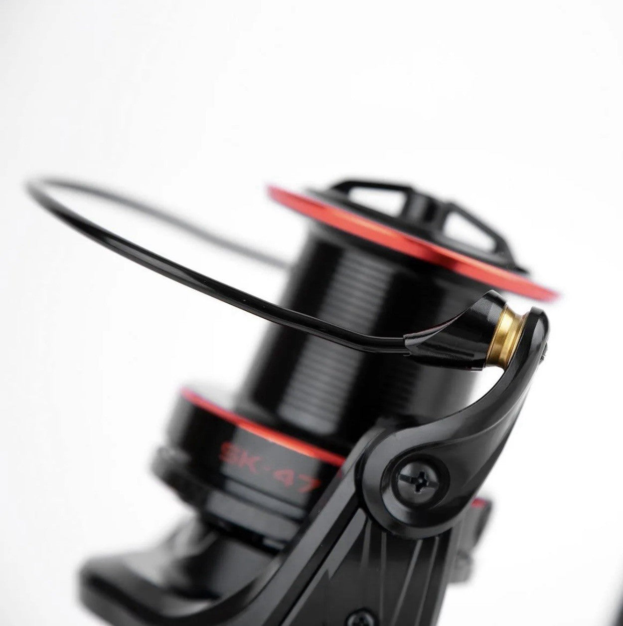 2 X Sonik SK-47 Carbon 10000 Big Pit Carp Reel