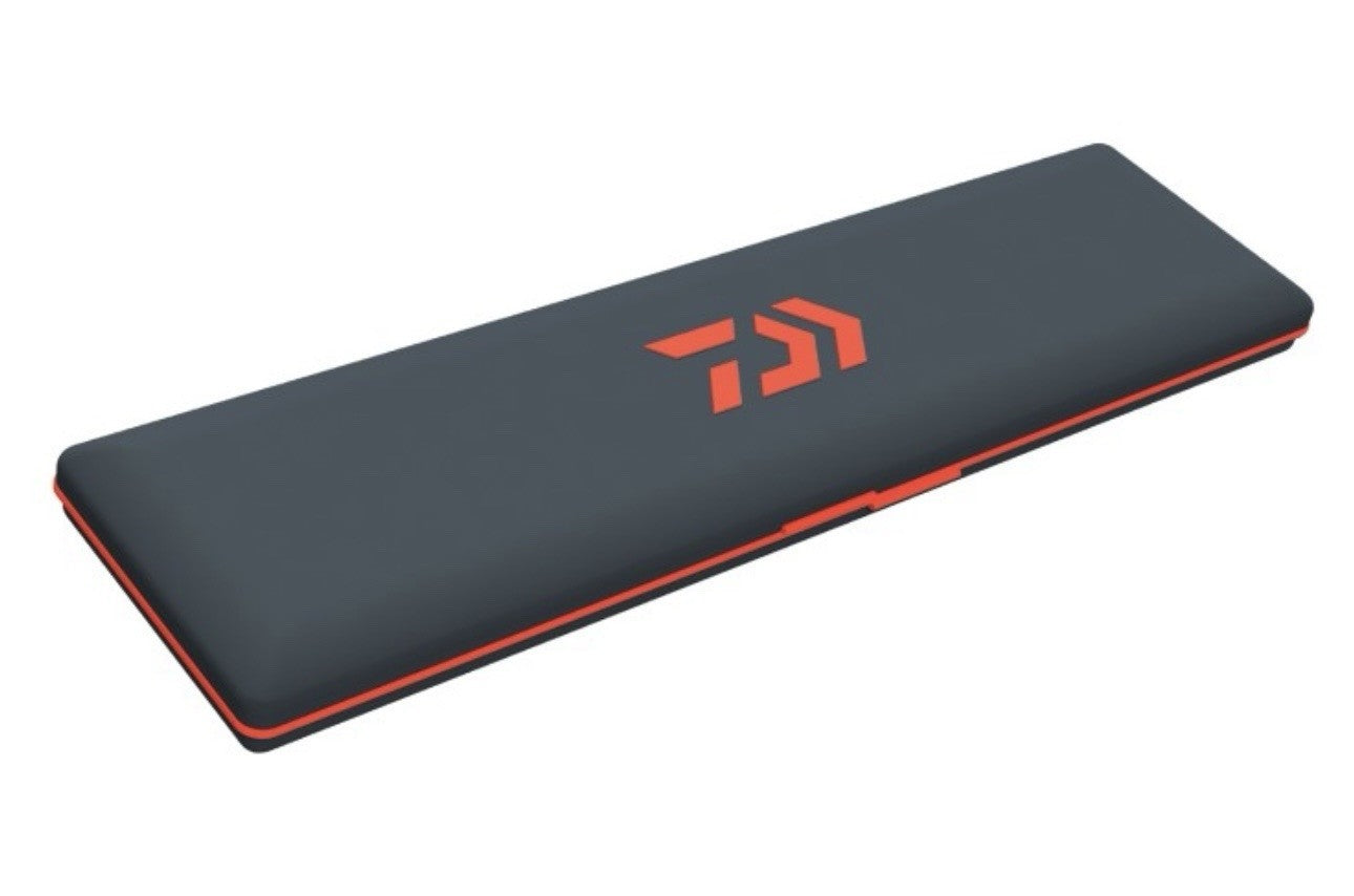 Daiwa N'Zon Rig Case Red Black Magnetic Closure 6” - 12” Hook Length